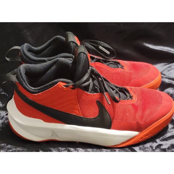 Nike Hustle DX SU-21 Red Black Boys Sneakers Shoes Size 6y Lace-Up - Picture 7 of 14